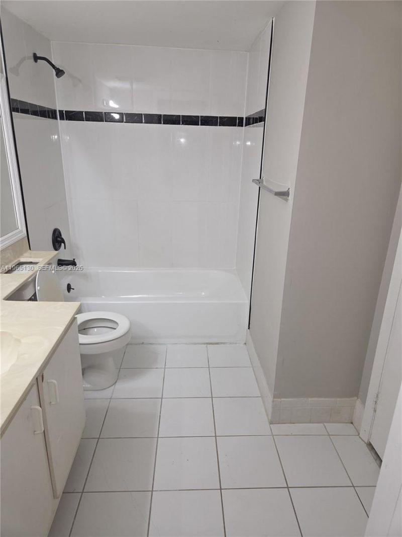 9755 Westview Dr, Unit 1213, Coral Springs, FL 33076 Photo