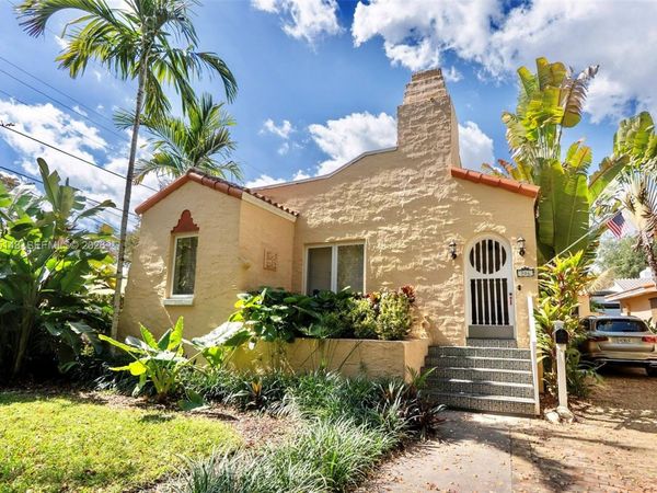 906 Genoa St, Coral Gables, FL 33134