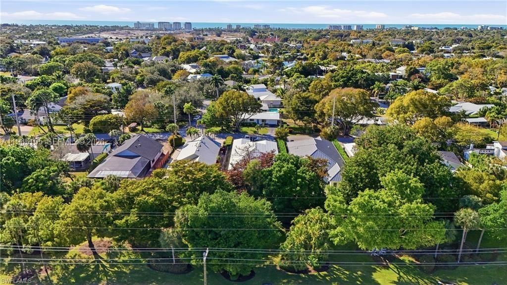 1050 13th St N, Naples, FL 34102 Photo