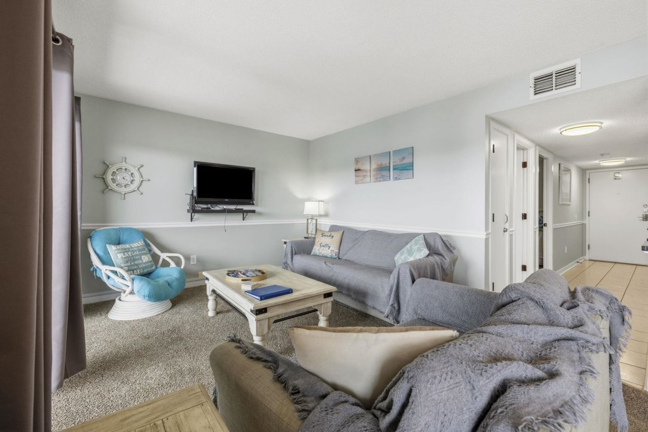 5905 South Kings Hwy. Photo 8