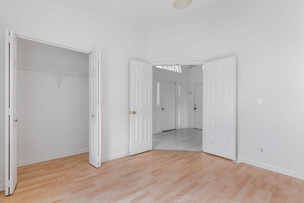 1975 Oak Berry Circle, Wellington, FL 33414 Photo