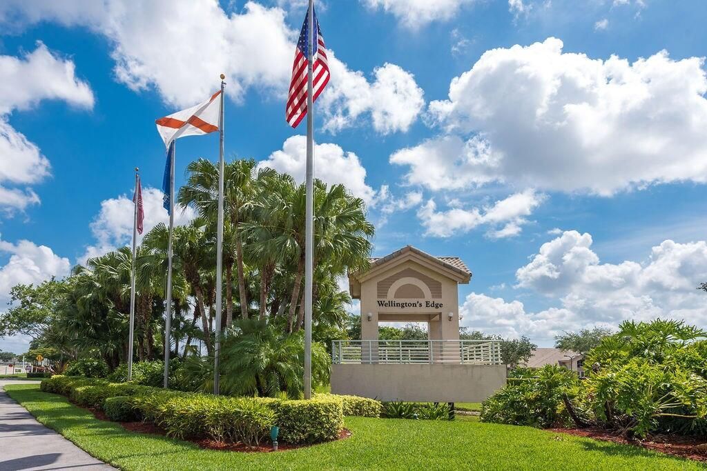 1975 Oak Berry Circle, Wellington, FL 33414 Photo