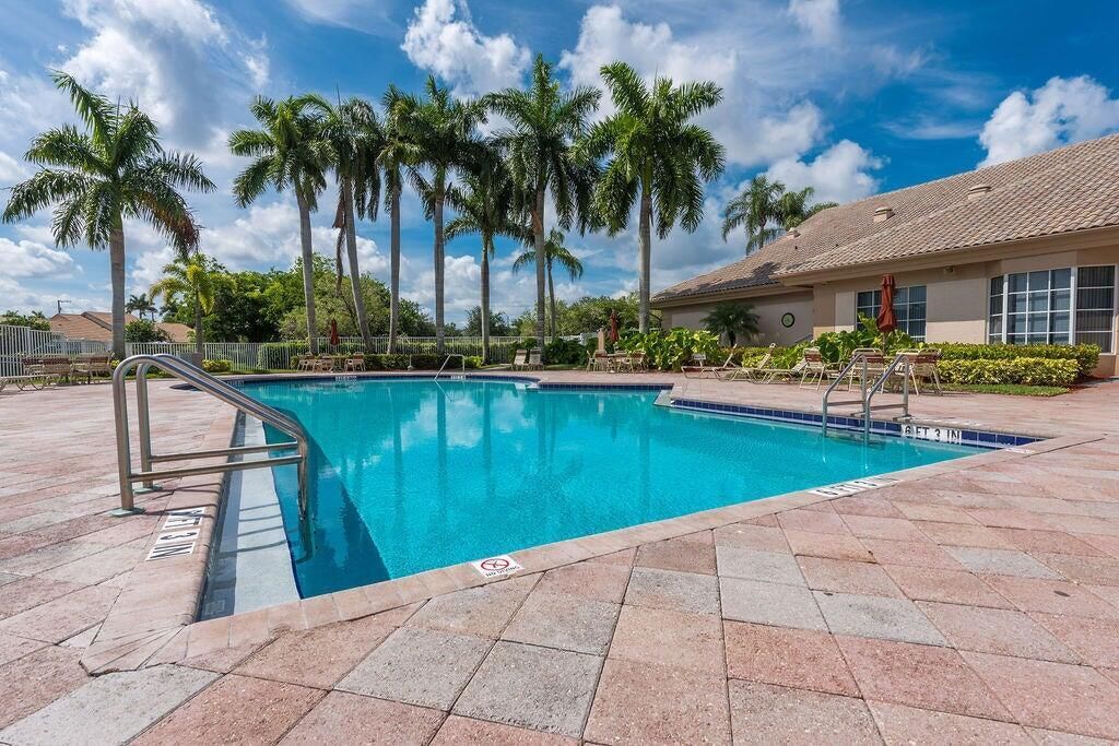 1975 Oak Berry Circle, Wellington, FL 33414 Photo