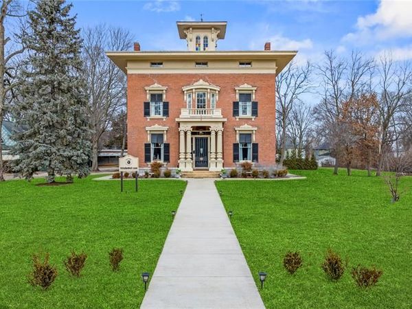 876 W State Street W, Jacksonville, IL 62650