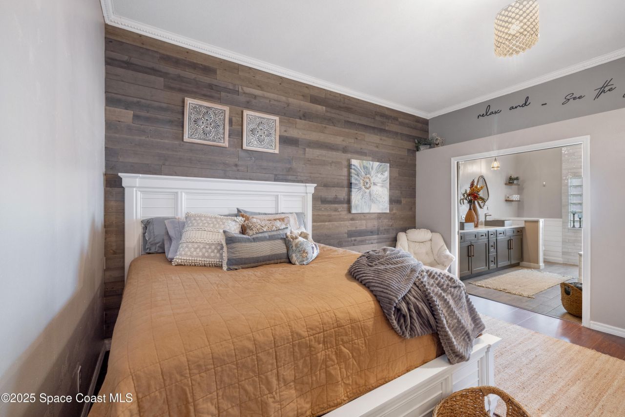 663 Sheridan Woods Drive , Melbourne, FL 32904 Photo