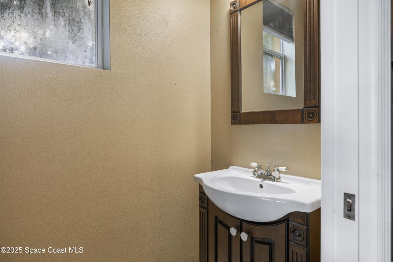 663 Sheridan Woods Drive , Melbourne, FL 32904 Photo