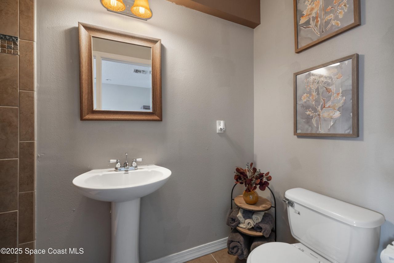 663 Sheridan Woods Drive , Melbourne, FL 32904 Photo