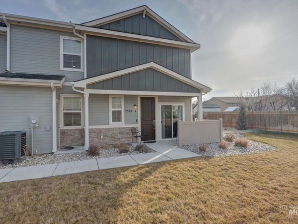 2324 E. Spice Loop, Unit 4, Nampa, ID 83687