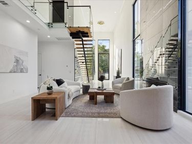 3828 Eaton Drive, Dallas, TX 75220