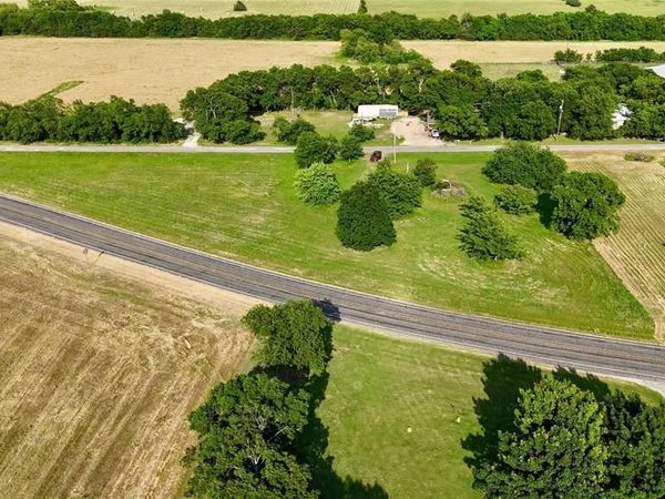 404 N Main Street , Bailey, TX 75413