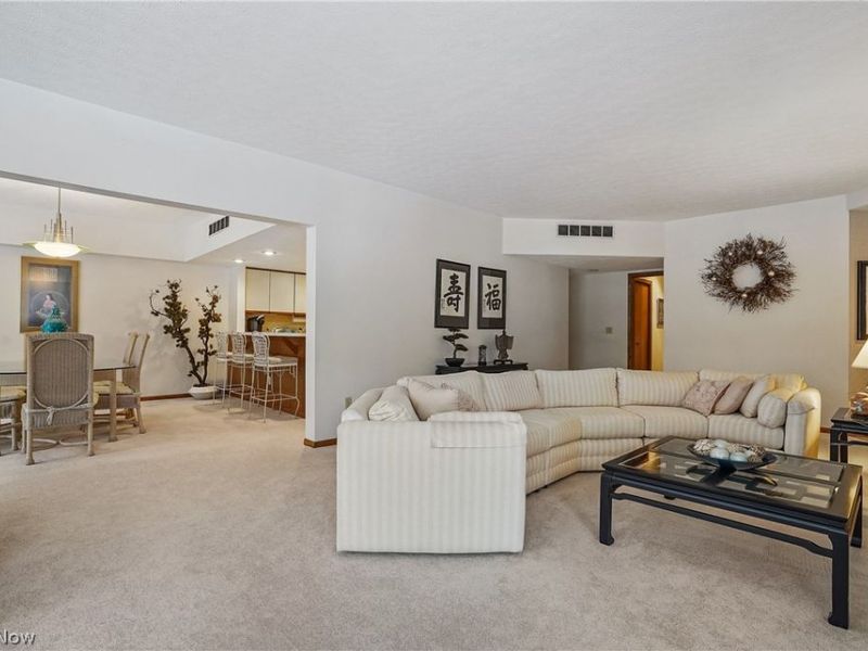 2178 Stone Creek Trail, Cuyahoga Falls, OH 44223 Photo 13