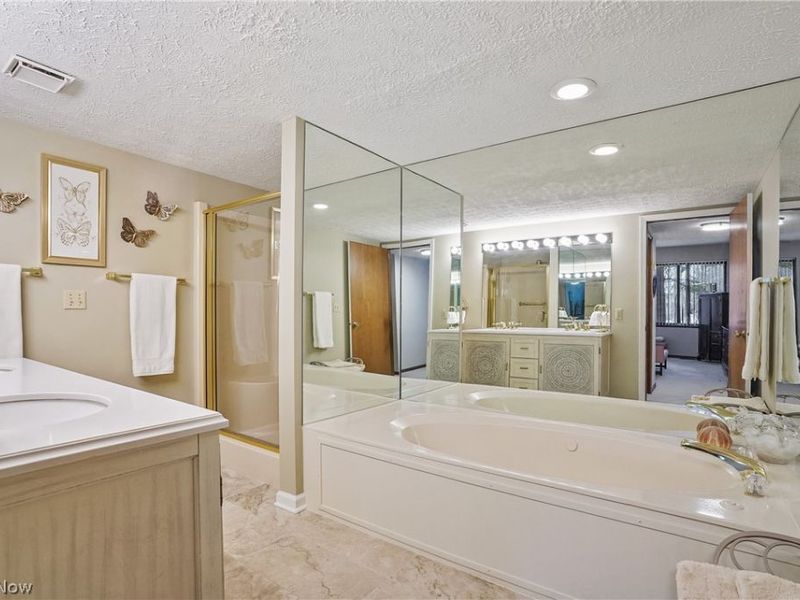 2178 Stone Creek Trail, Cuyahoga Falls, OH 44223 Photo 29