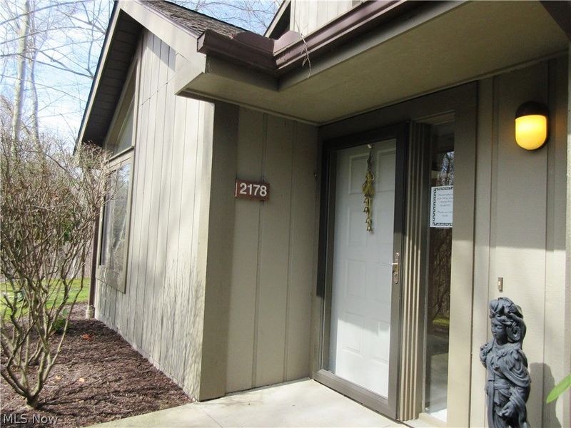 2178 Stone Creek Trail, Cuyahoga Falls, OH 44223 Photo 3