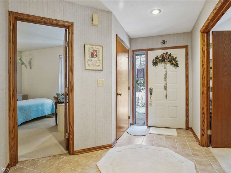 2178 Stone Creek Trail, Cuyahoga Falls, OH 44223 Photo 6