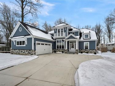 7598 Salida Road, Mentor on the Lake, OH 44060