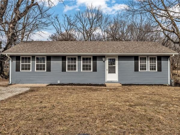 5300 NE 62nd Street, Kansas City, MO 64119