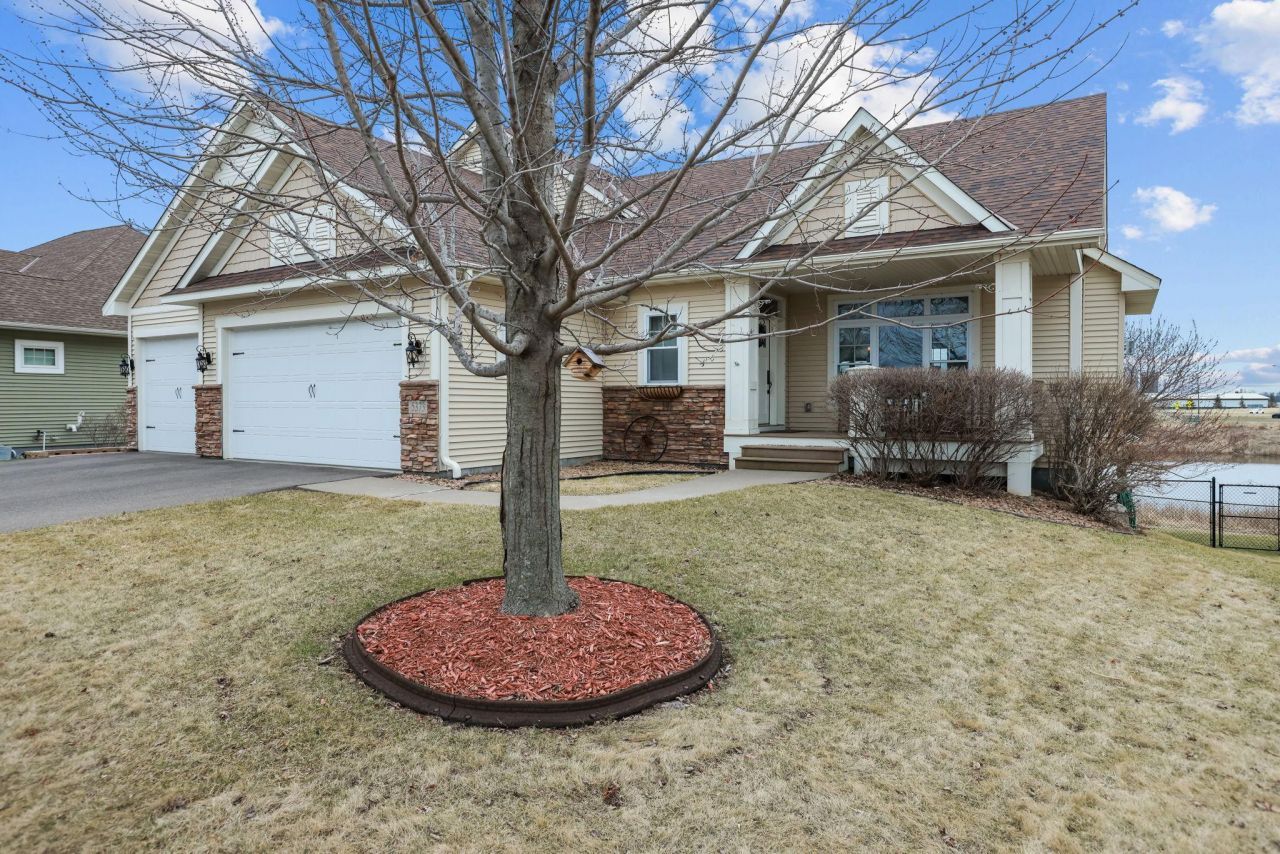 5373 199th Street N, Forest Lake, MN 55025 Main Photo