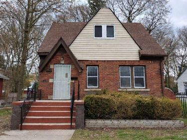 18244 Lenore, Detroit, MI 48219