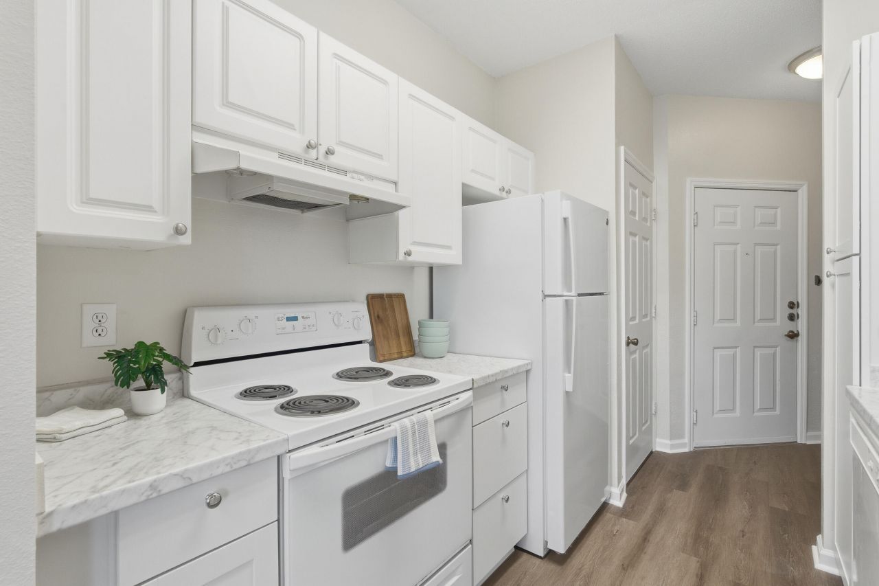 1514 Rosewood Lane Photo 13