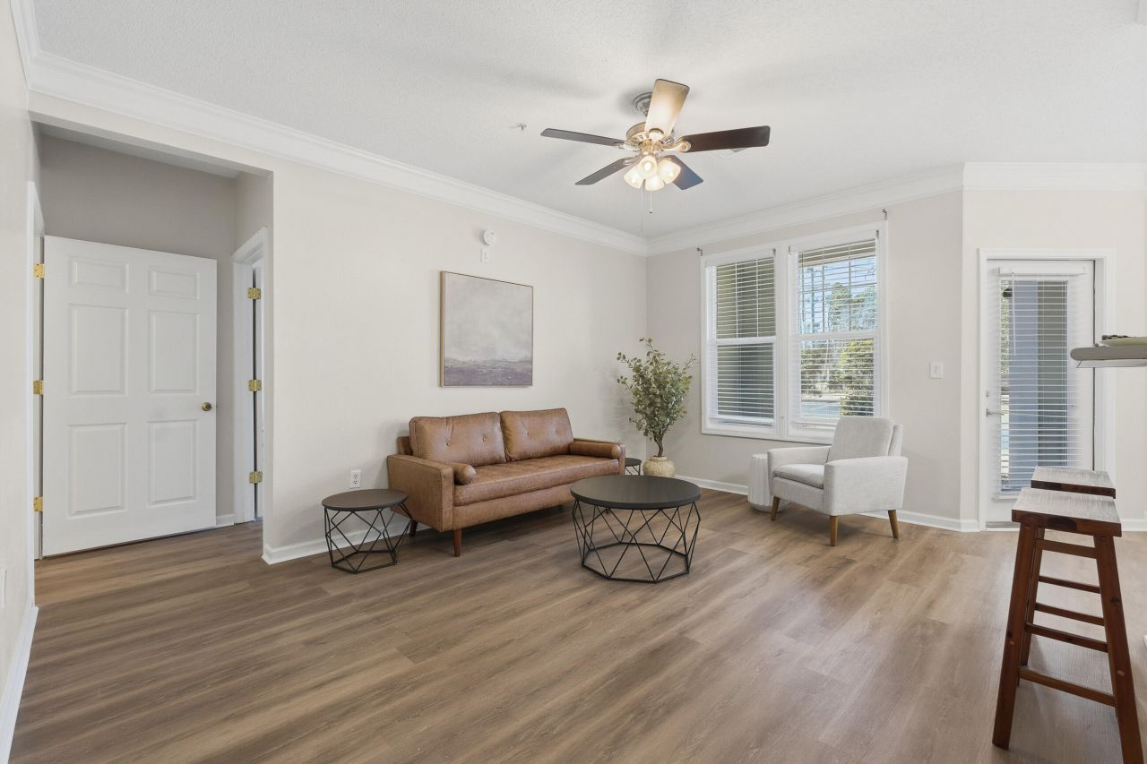 1514 Rosewood Lane Photo 8