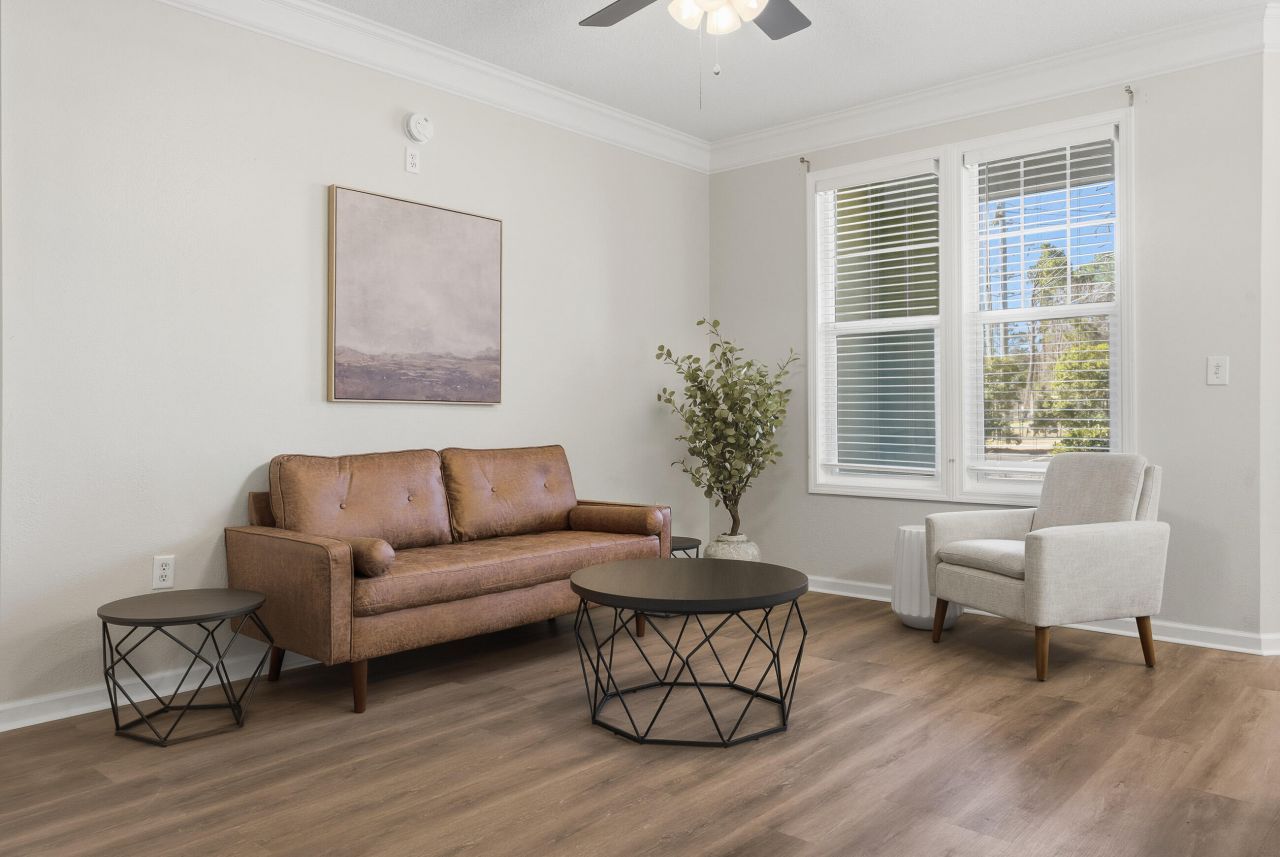 1514 Rosewood Lane Photo 8