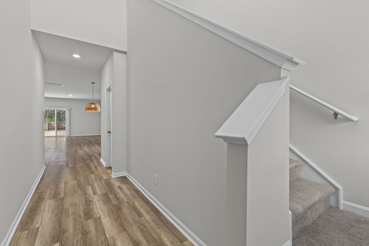 606 Spanish Wells Road Photo 12