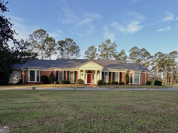 95 W Willow Creek Lane, Mcrae-Helena, GA 31055