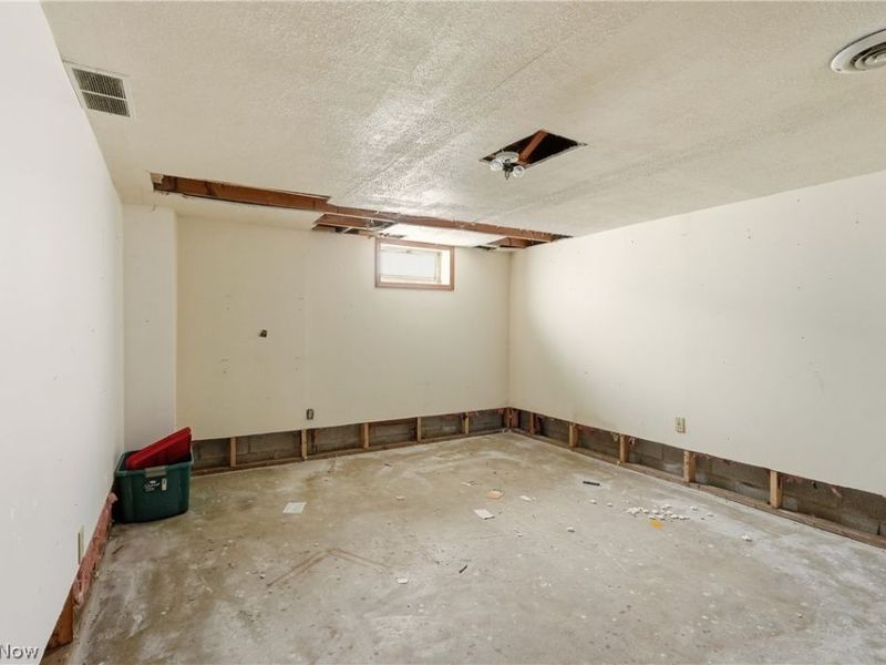 247 N Main Street, West Salem, OH 44287 Photo 30