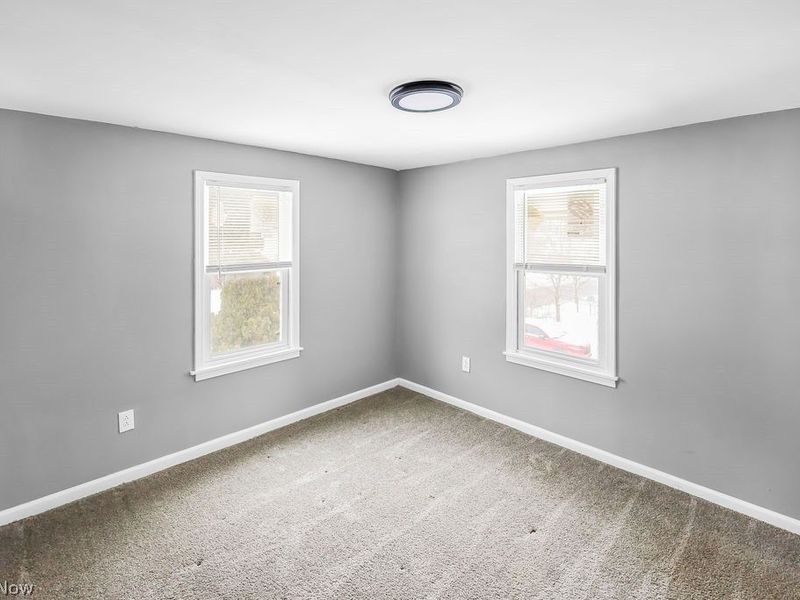 584 Evans Avenue, Akron, OH 44310 Photo 23