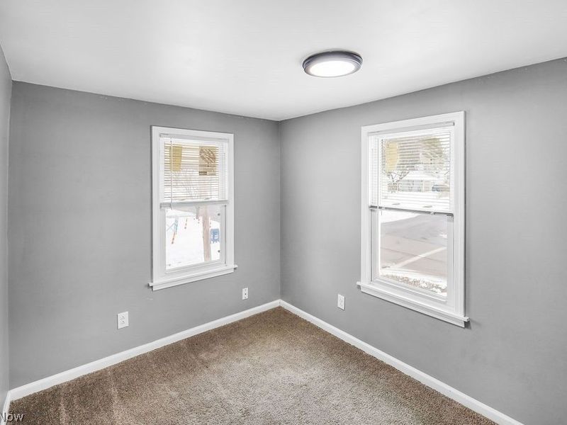 584 Evans Avenue, Akron, OH 44310 Photo 25