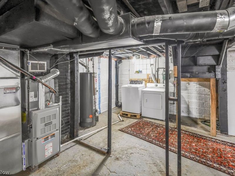 584 Evans Avenue, Akron, OH 44310 Photo 28