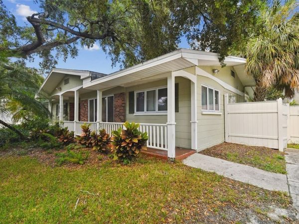 2302 S ARRAWANA AVENUE, TAMPA, FL 33629