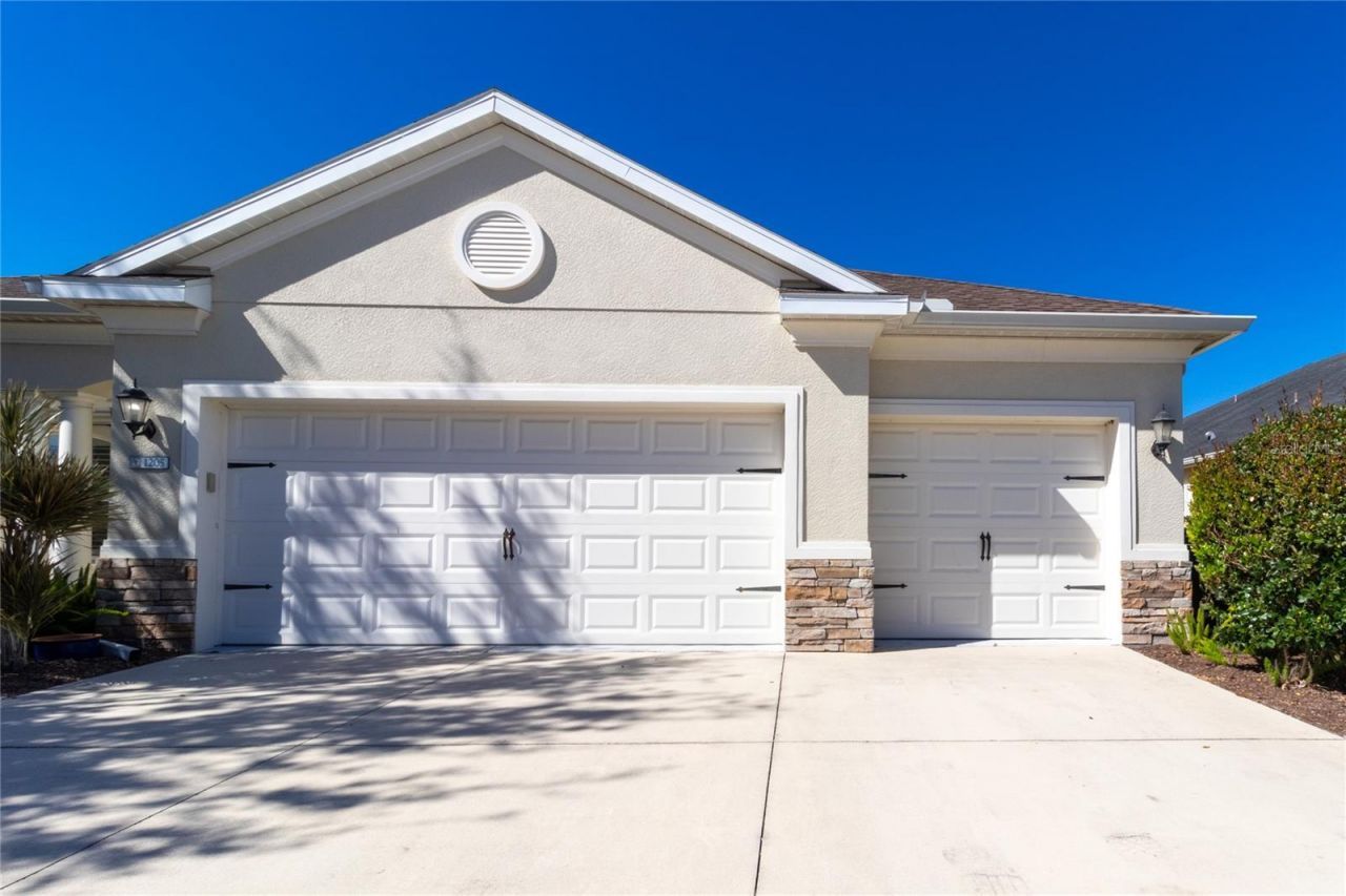 1205 Thornbury Drive, Parrish, FL 34219 Photo