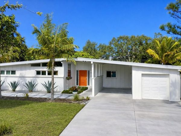 2715 VALENCIA DRIVE, SARASOTA, FL 34239