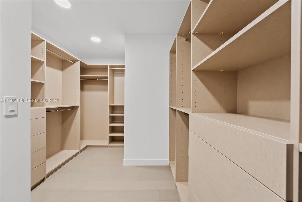 501 West Ave, Unit 3102, Miami Beach, FL 33139 Photo