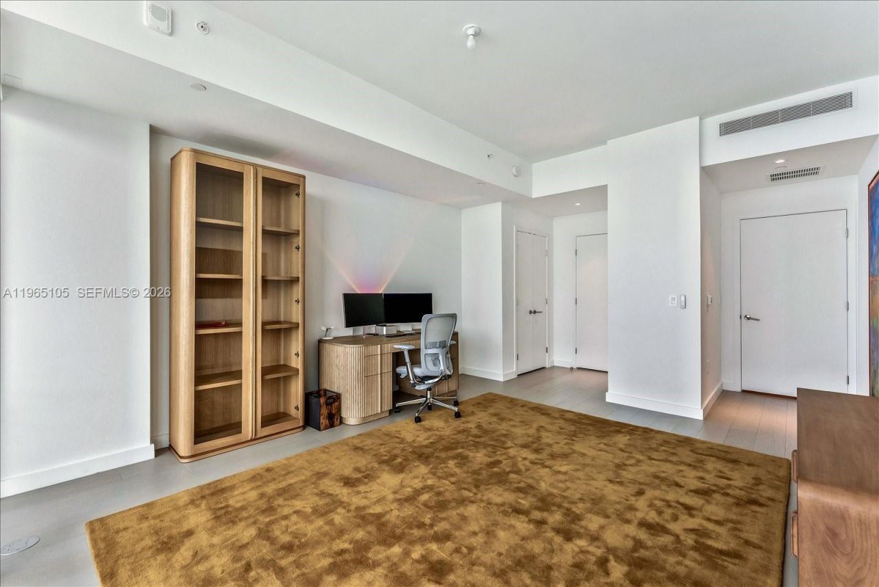 501 West Ave, Unit 3102, Miami Beach, FL 33139 Photo