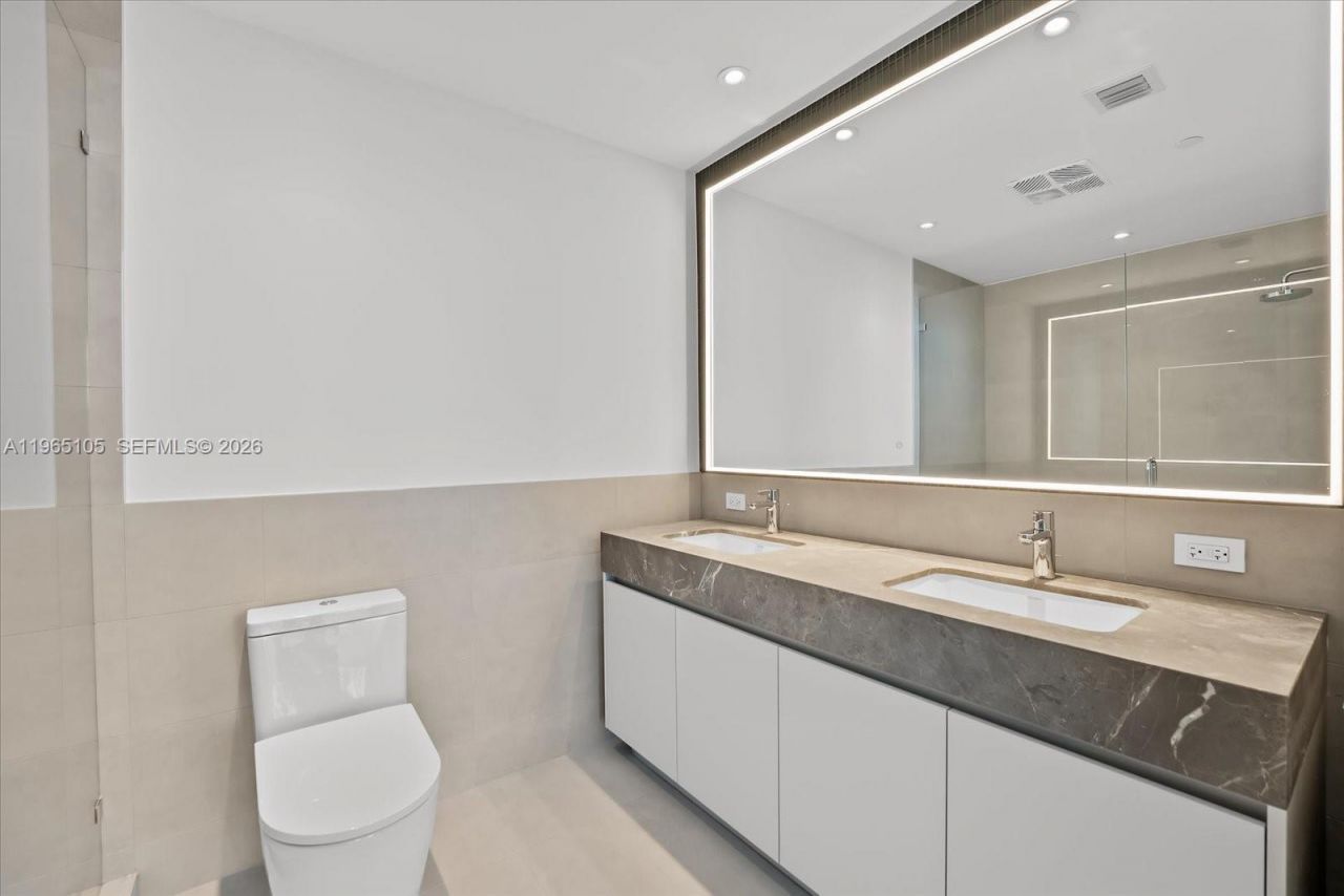 501 West Ave, Unit 3102, Miami Beach, FL 33139 Photo