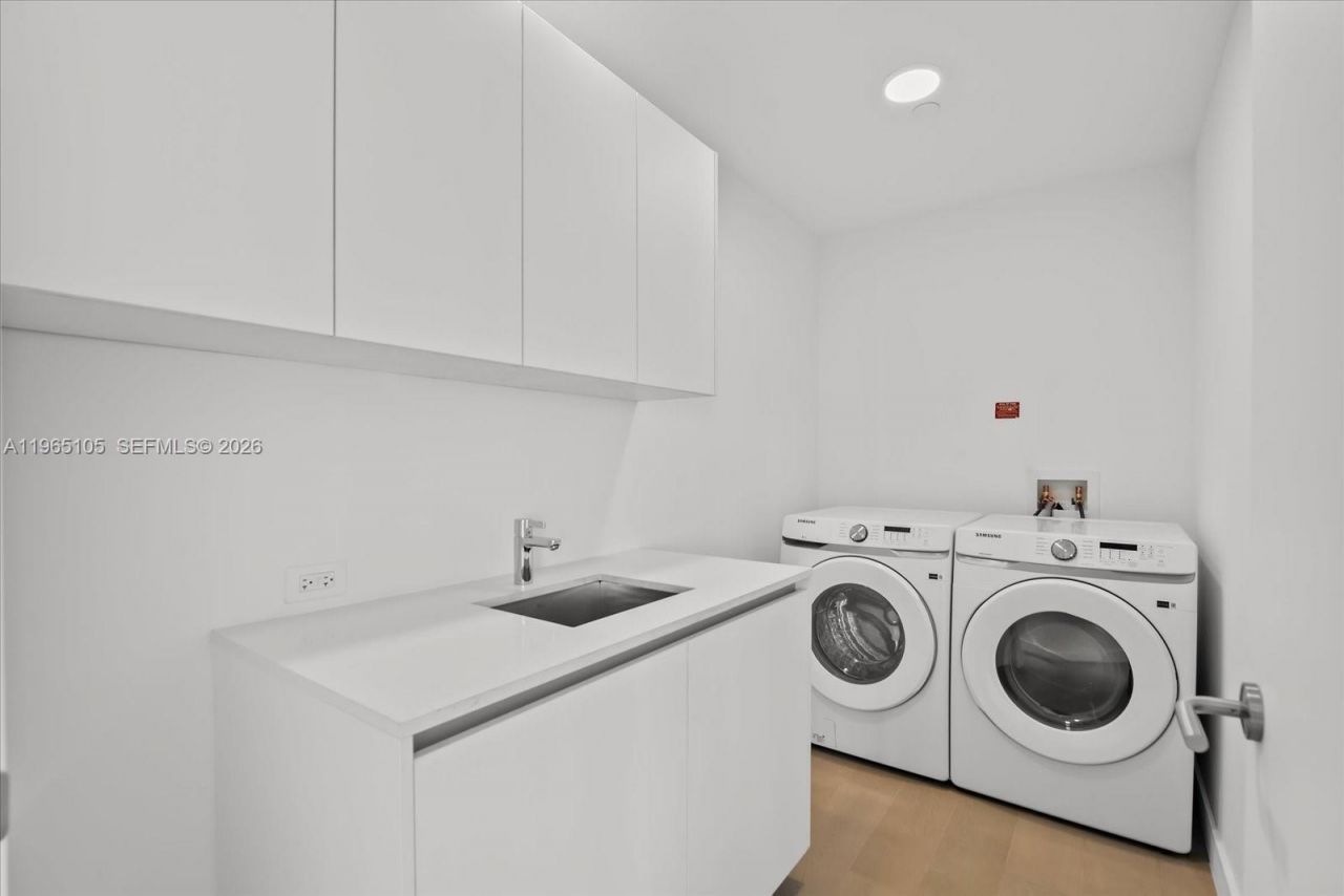 501 West Ave, Unit 3102, Miami Beach, FL 33139 Photo