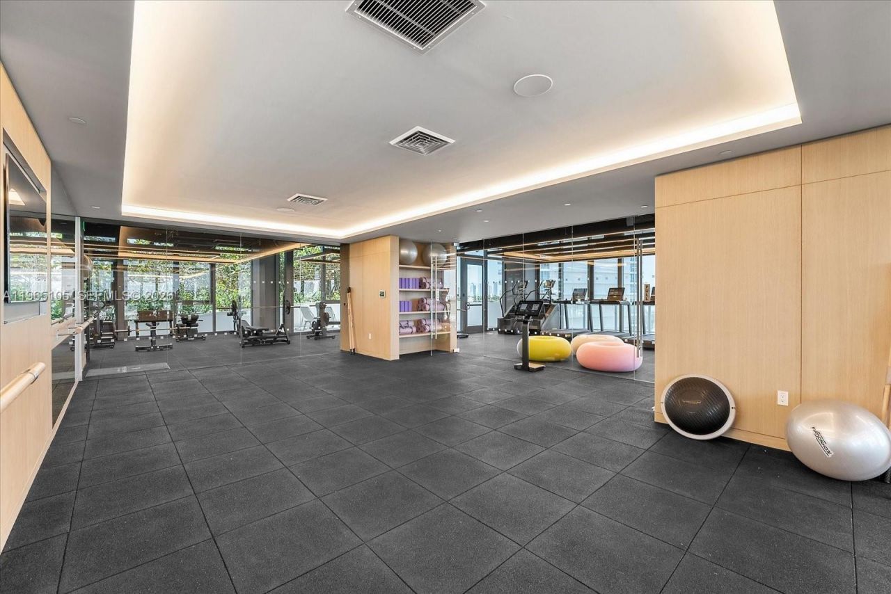 501 West Ave, Unit 3102, Miami Beach, FL 33139 Photo