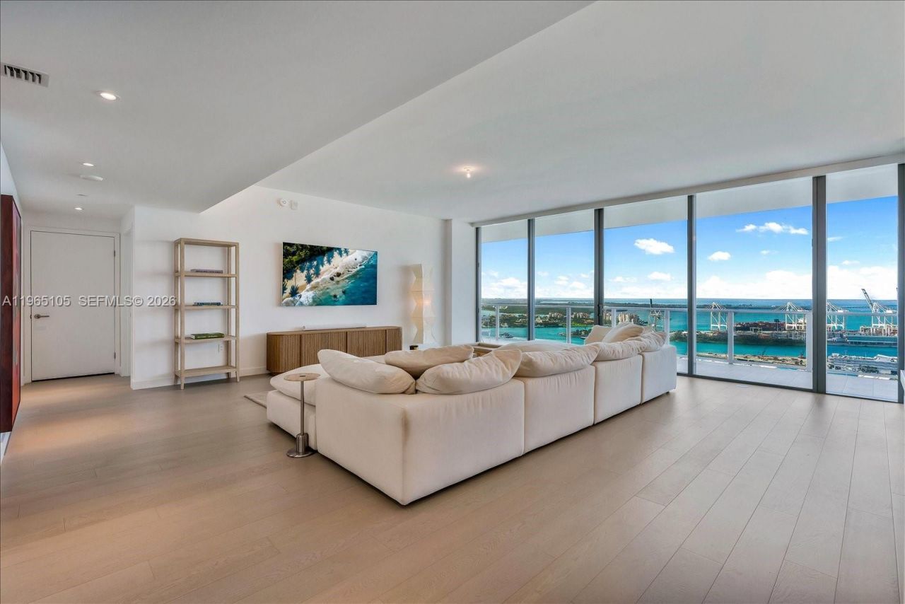 501 West Ave, Unit 3102, Miami Beach, FL 33139 Photo