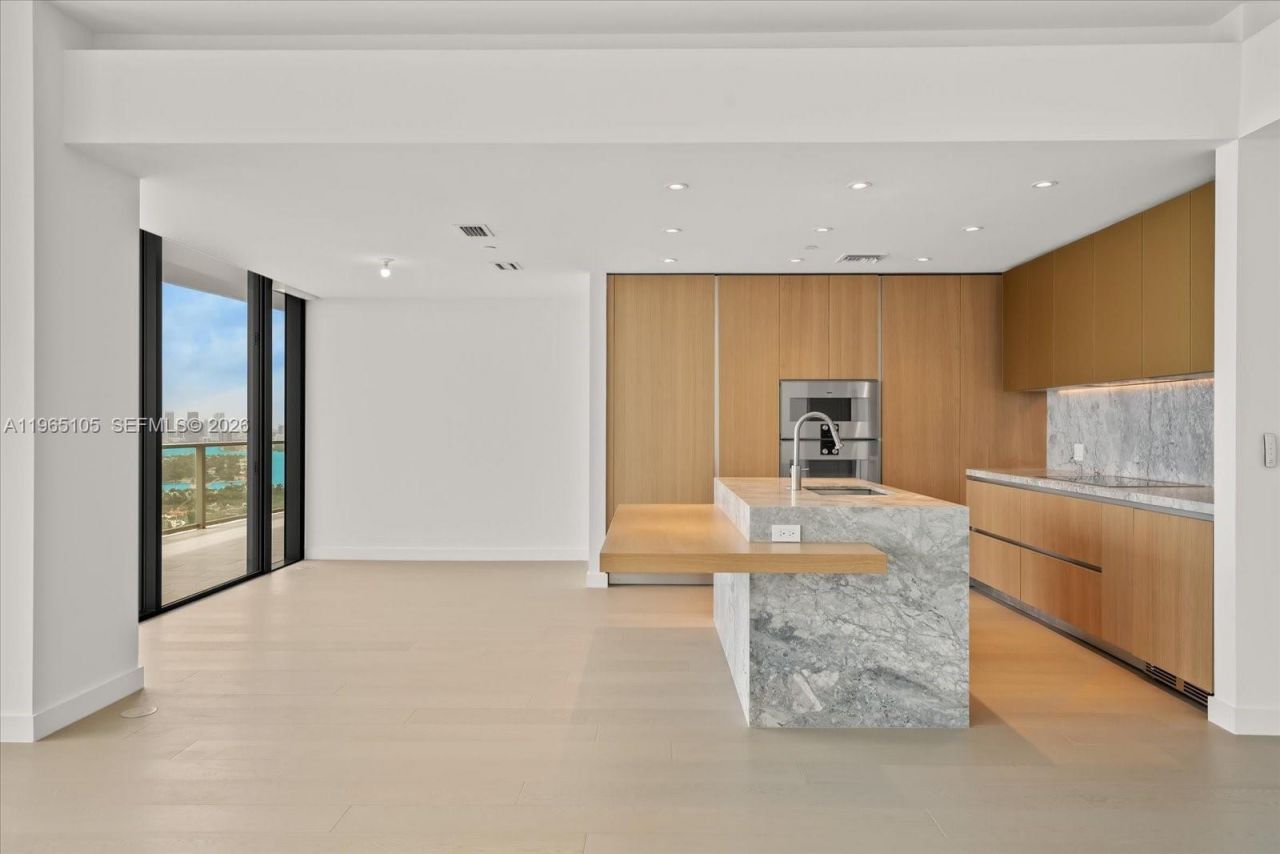 501 West Ave , Unit 3102, Miami Beach, FL 33139 Photo