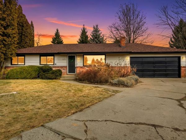 2215 E 58th Ct, Spokane, WA 99223