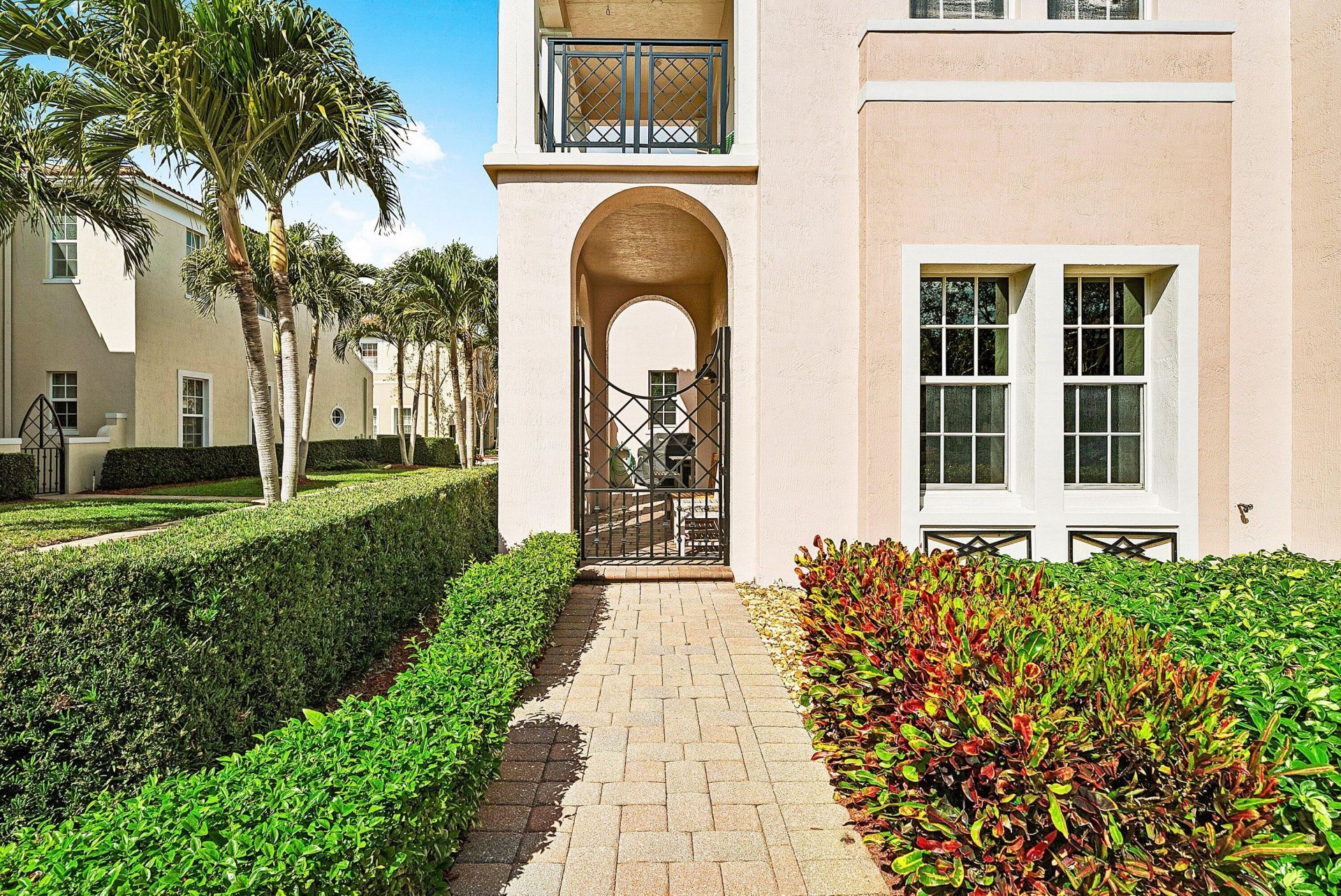 834 NW 83rd Lane, Boca Raton, FL 33487 Photo