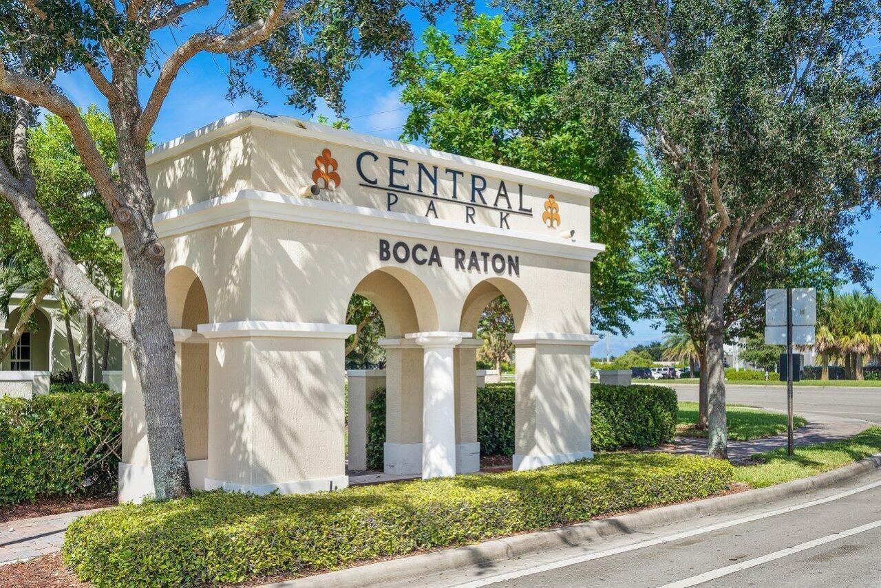 834 NW 83rd Lane, Boca Raton, FL 33487 Photo