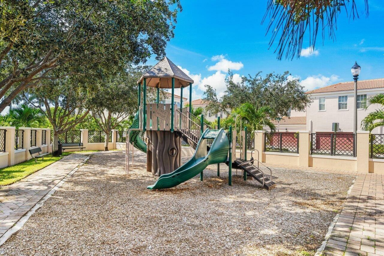 834 NW 83rd Lane, Boca Raton, FL 33487 Photo