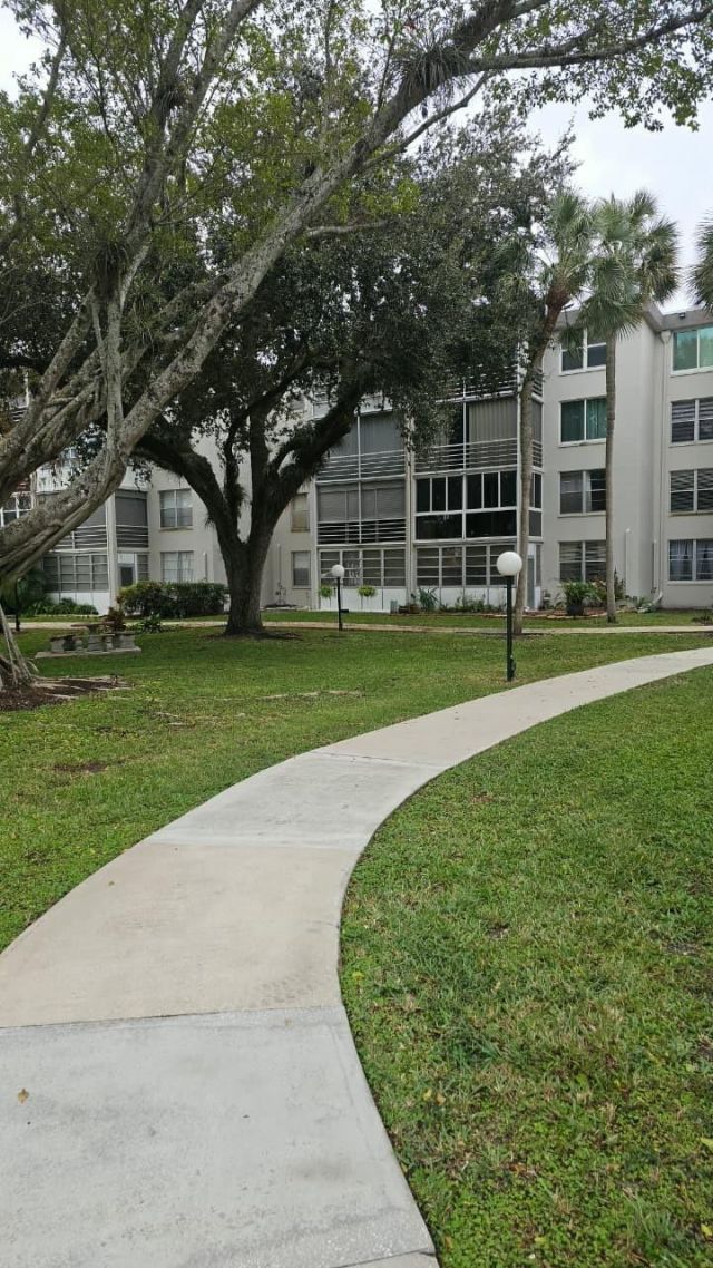 4851 NW 26th Court, Unit 342, Lauderdale Lakes, FL 33313 Photo