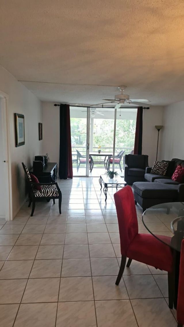 4851 NW 26th Court, Unit 342, Lauderdale Lakes, FL 33313 Photo