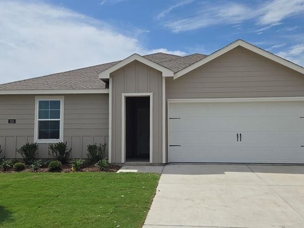 224 Whispering Pine Drive, Royse City, TX 75189