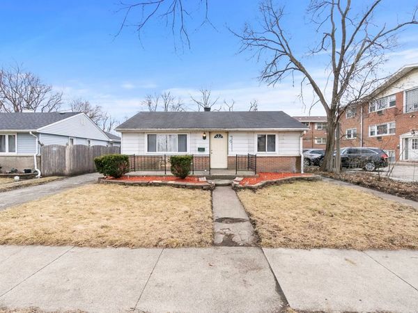 7911 45th Street, Lyons, IL 60534