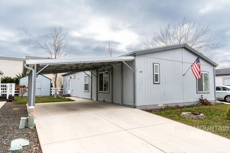 729 Liberty Lane, Emmett, ID 83617 Main Photo